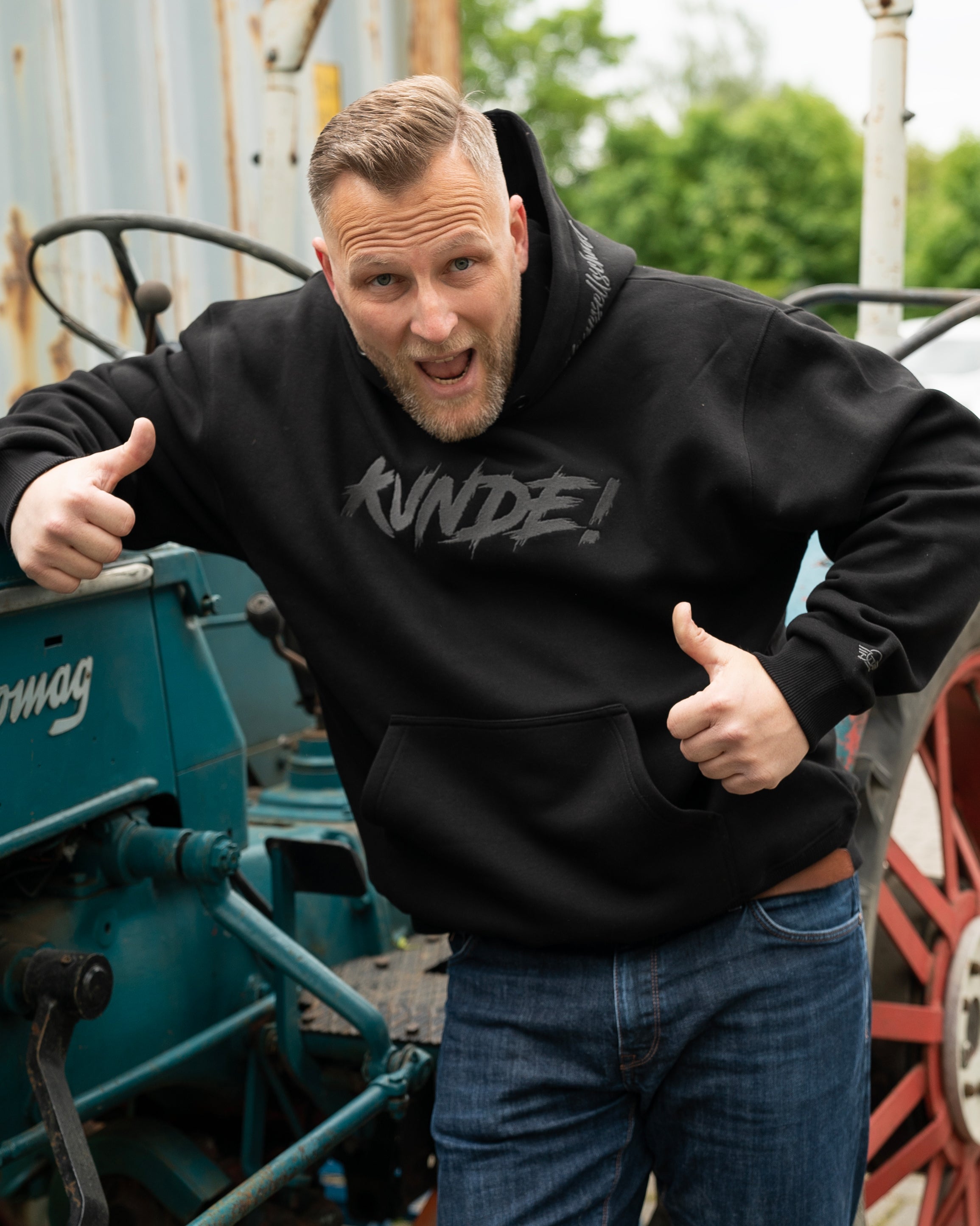 "KUNDE!" Hoodie Schwarz Anthrazit